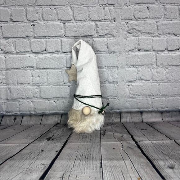 Homemade White Felt Wood Button & Star Green Felt Yarn Silver Bell Sock Gnome - Picture 6 of 6